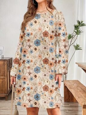 Cream Floral Long-Sleeve Shift Dress